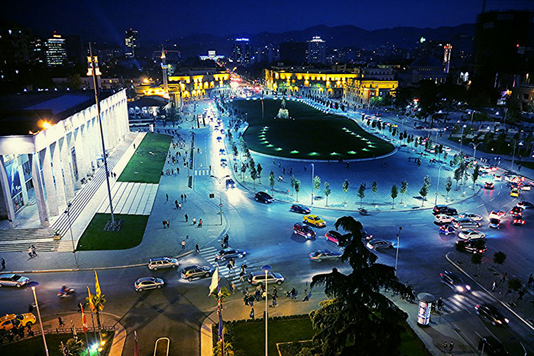 Plac Skanderbega, Tirana (Albania) 